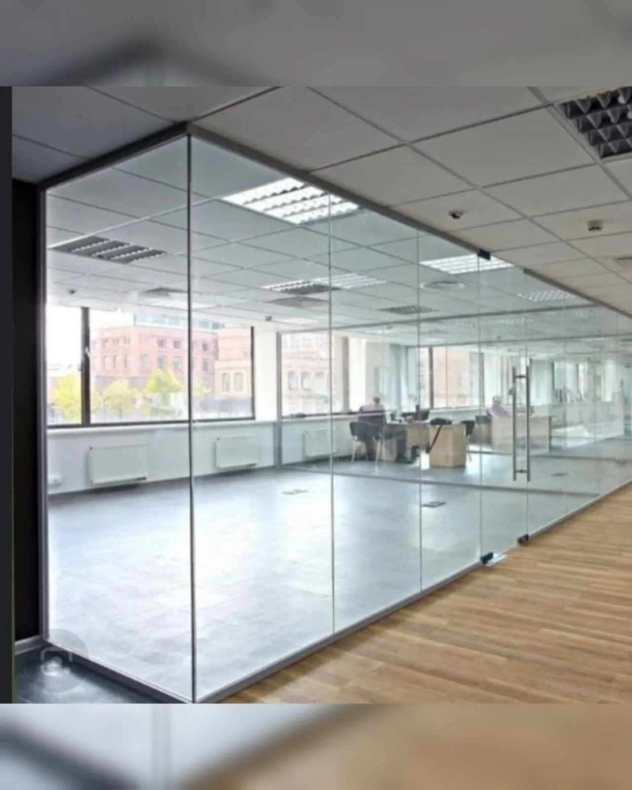 Frameless Partition — Shri Ram Buildtech